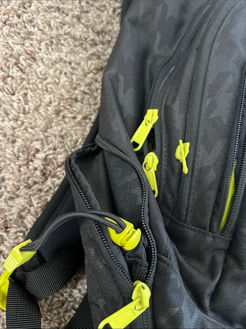 Dakine sturdy backpack